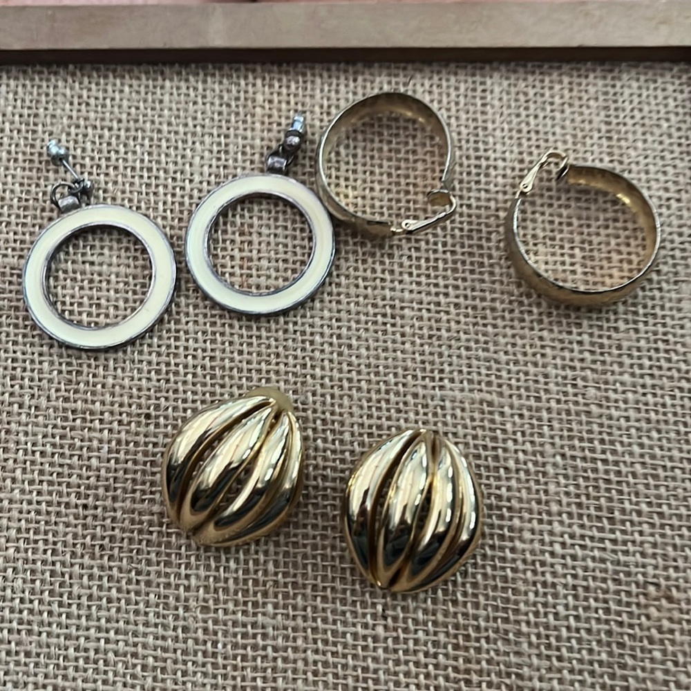 Vintage earrings lot of 3
